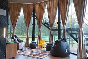 Airas Resort