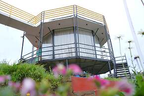Airas Resort