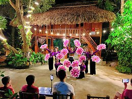 MAISON DE MAI HICH