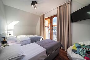 PRZY TERMACH - Pokoje Apartamenty Domki