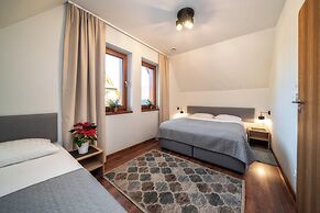 PRZY TERMACH - Pokoje Apartamenty Domki