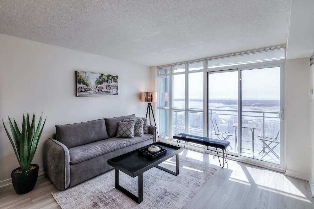 Urban Nest Suites