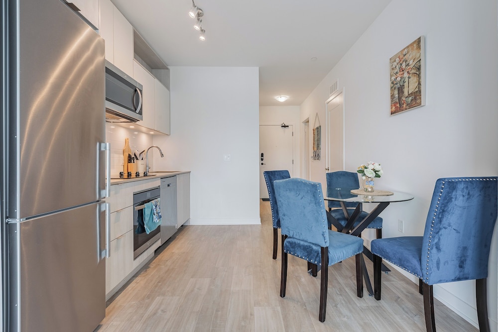 Urban Nest Suites