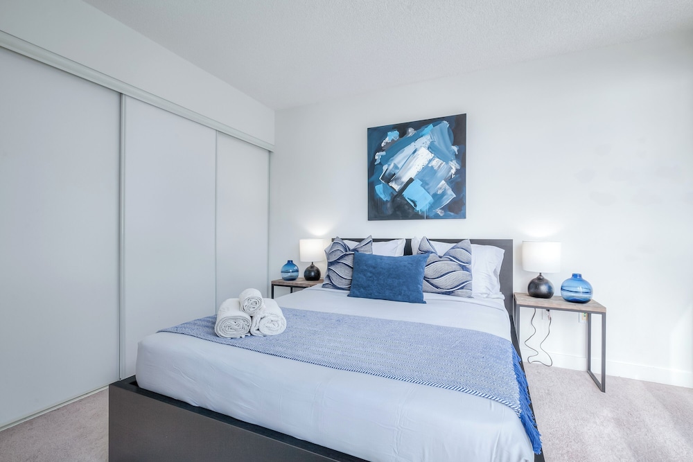 Urban Nest Suites