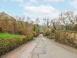 2 Manorhouse Farm