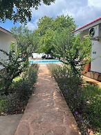 Kili Sunrise Resort