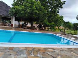 Kili Sunrise Resort