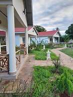 Kili Sunrise Resort