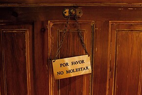 CASA INQUIETA