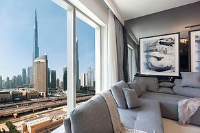 Luxury 2BR Burj Khalifa View Dubai Mall