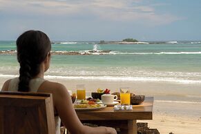 Beachfront Suites by Hotel Capitán Suizo