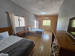 Hotel Ricardo's