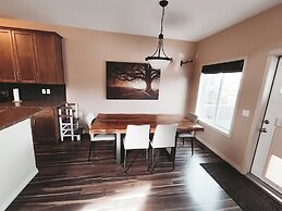 Lake Community Retreat - Family Parks