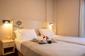 Vakakis Family Luxury Studios