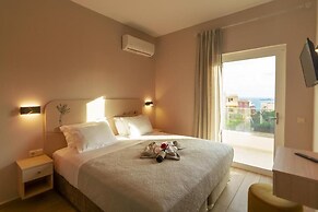 Vakakis Family Luxury Studios
