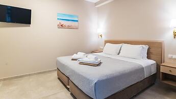 Vakakis Family Luxury Studios 2