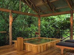 Finca Amistad Cacao Lodge