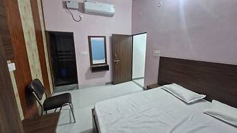 Hanumant Kripa Paying Guest House