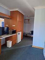 Kingston Ocean View Motel
