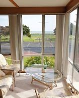 Kingston Ocean View Motel
