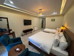 Mount Hayat Hotel
