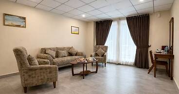 Mount Hayat Hotel