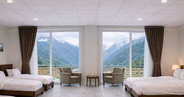 Mount Hayat Hotel