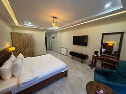 Mount Hayat Hotel
