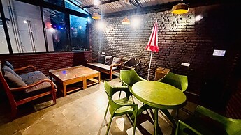 B'NEST By Baan Home Stay