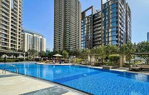 Spacious 2BHK Boulevard Heights