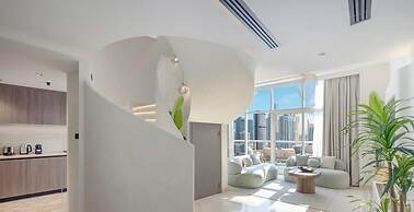 LUX The Dorra Bay Marina View Suite