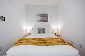 North Suites - Downtown Toronto