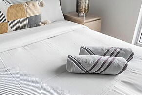 North Suites - Downtown Toronto