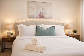 North Suites - Downtown Toronto