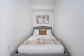 North Suites - Downtown Toronto