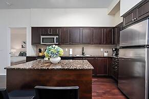 North Suites - Downtown Toronto
