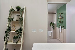 North Suites - Downtown Toronto