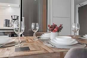 North Suites - Downtown Toronto