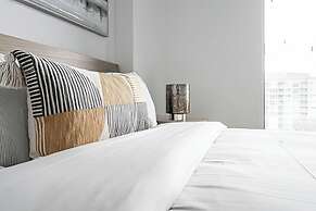 North Suites - Downtown Toronto