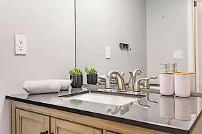 North Suites - Downtown Toronto