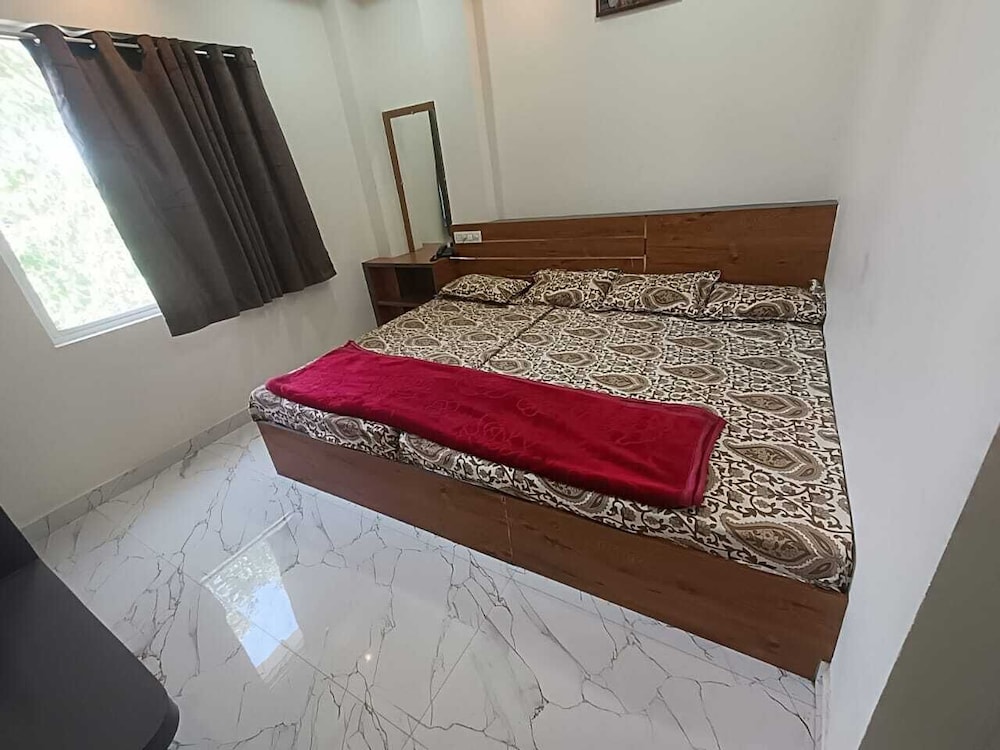 Hotel Aadi Shree