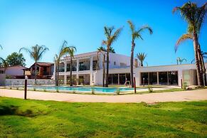 Palm Beach Resort