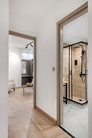 Athenian Heart Suites
