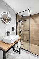 Athenian Heart Suites