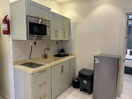 Al Jawhara Suites Serviced Apartments