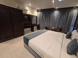 Al Jawhara Suites Serviced Apartments