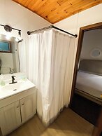 Black Horse Motor Inn