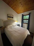 Black Horse Motor Inn