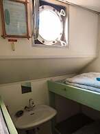 Flow Hostel