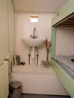 Flow Hostel
